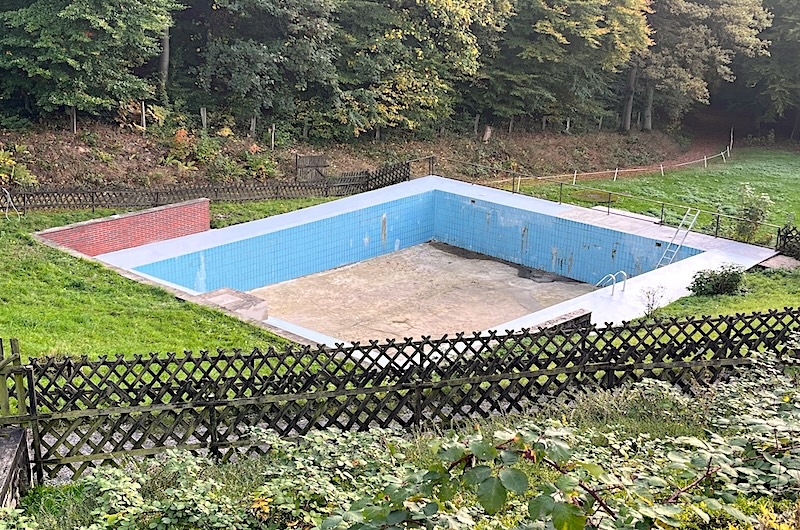 Großzügiges 2 Familien-Doppel-Landhaus mit Nebengebäuden und Pool in sonniger Hanglage! - Bauernhaus, Landhaus Velbert Pöthen | Angebot:22239219