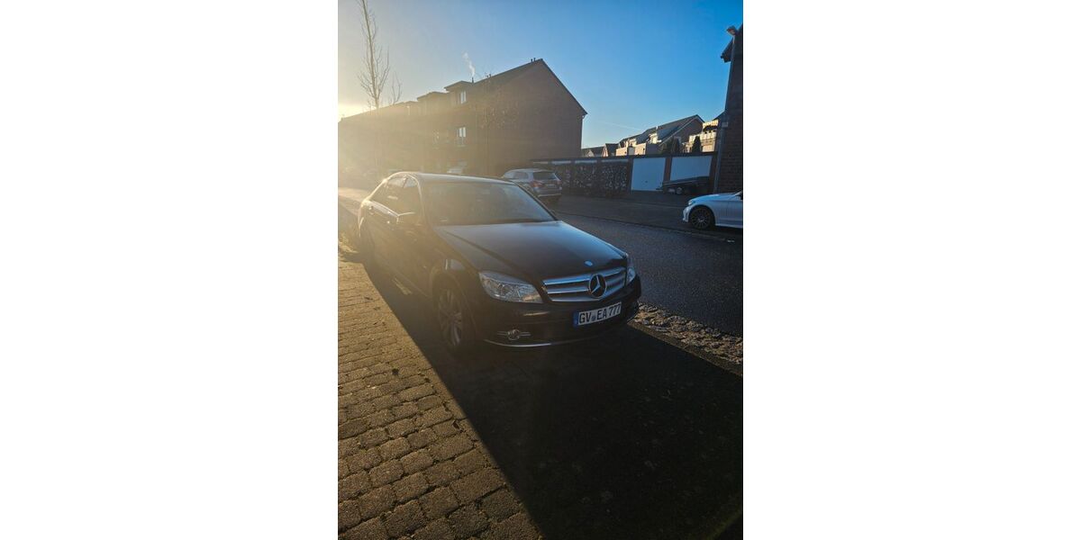 Mercedes-Benz C 180 209.500 km 6.800 &euro; Jüchen 41363
