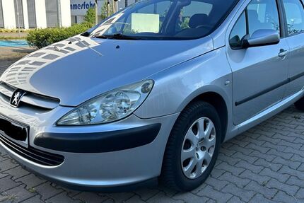 Peugeot 307 158.500 km 2.400 &euro; Monheim am Rhein 40789