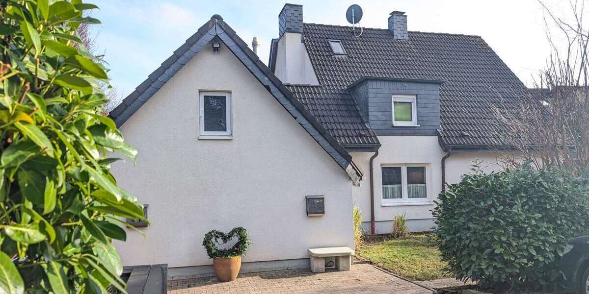 Einfamilienhaus Langenfeld - 6 Zimmer, 170 m&sup2;, 495.000&euro; | Angebot:25215058