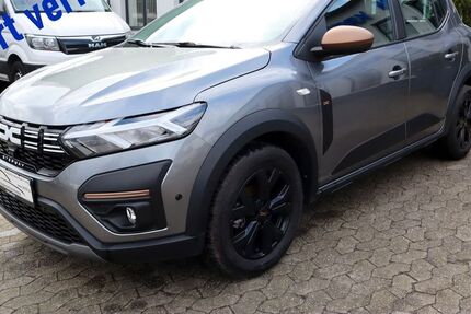 Dacia Sandero 2.000 km 17.450 &euro; Krefeld 47799