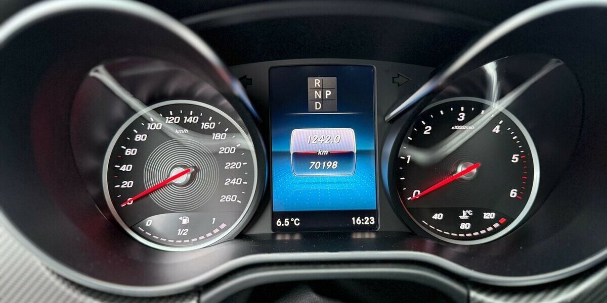 Mercedes-Benz V 300 d Lang / AMG Paket / 4MATIC / Leder / AHK 70.000 km 54.490 &euro; Mönchengladbach 41066