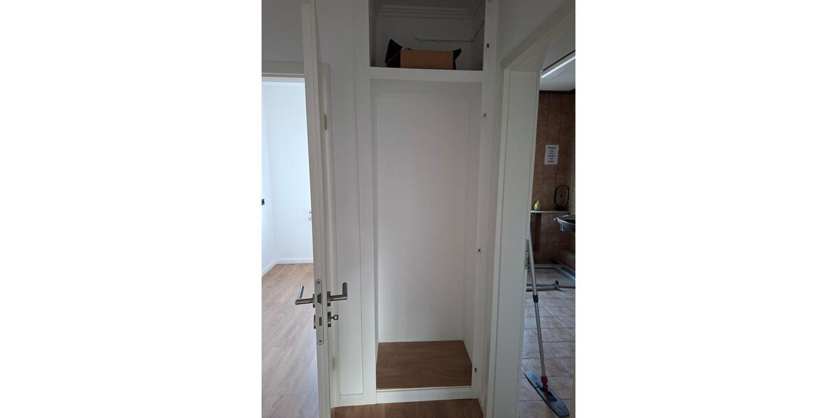 Etagenwohnung Krefeld Benrad - 2 Zimmer, 72 m&sup2;, 505&euro; | Angebot:25784062