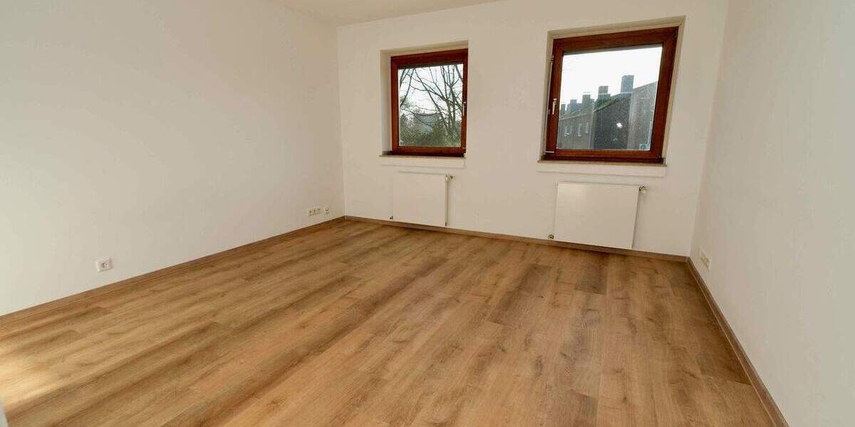 Reihenmittelhaus Neuss Weckhoven - 5 Zimmer, 120 m&sup2;, 419.000&euro; | Angebot:25779398