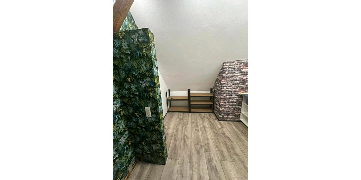 Dachgeschoßwohnung Grefrath - 990&euro; | Angebot:25931881