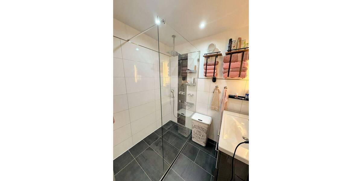 Etagenwohnung Monheim - 3 Zimmer, 94 m&sup2;, 255.000&euro; | Angebot:25683119