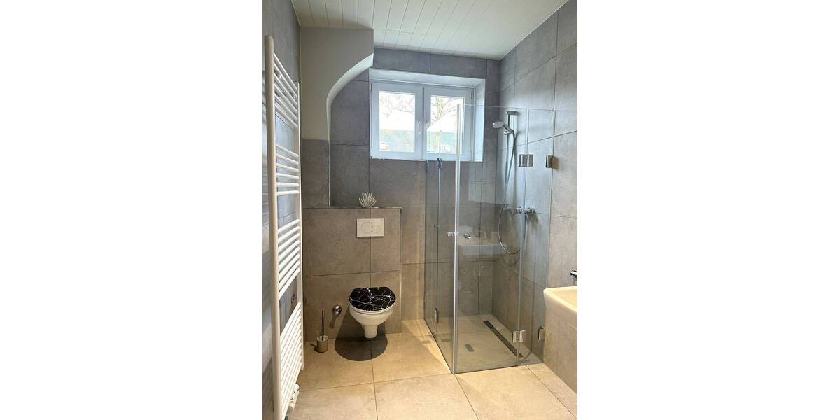 Etagenwohnung Mönchengladbach Stadtmitte - 4 Zimmer, 84 m&sup2;, 995&euro; | Angebot:26695611
