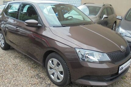 Skoda Fabia 32.000 km 7.700 &euro; Duisburg 47249