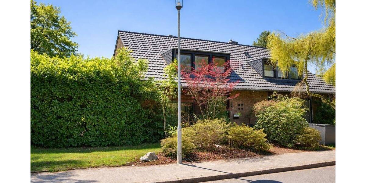 Doppelhaushälfte Krefeld / Benrad-Süd Benrad-Süd - 4 Zimmer, 135 m&sup2;, 425.000&euro; | Angebot:26245227