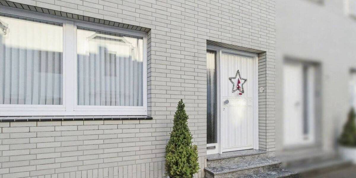 Reihenmittelhaus Moers Hülsdonk - 5 Zimmer, 115 m&sup2;, 345.000&euro; | Angebot:26513715