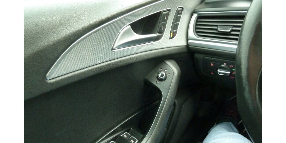 Audi A6 Allroad 3.0 TDI S-tronic Leder Navi Xenon 19´´ 292.000 km 10.900 &euro; Ratingen 40885