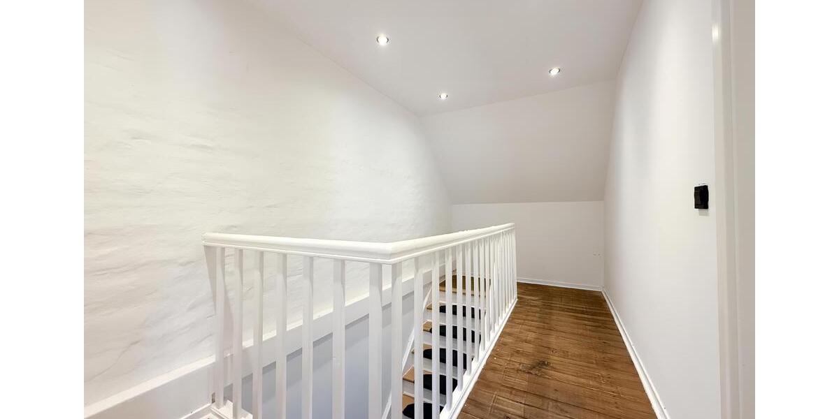 Maisonettenwohnung Krefeld - 3.5 Zimmer, 139 m&sup2;, 990&euro; | Angebot:25184456