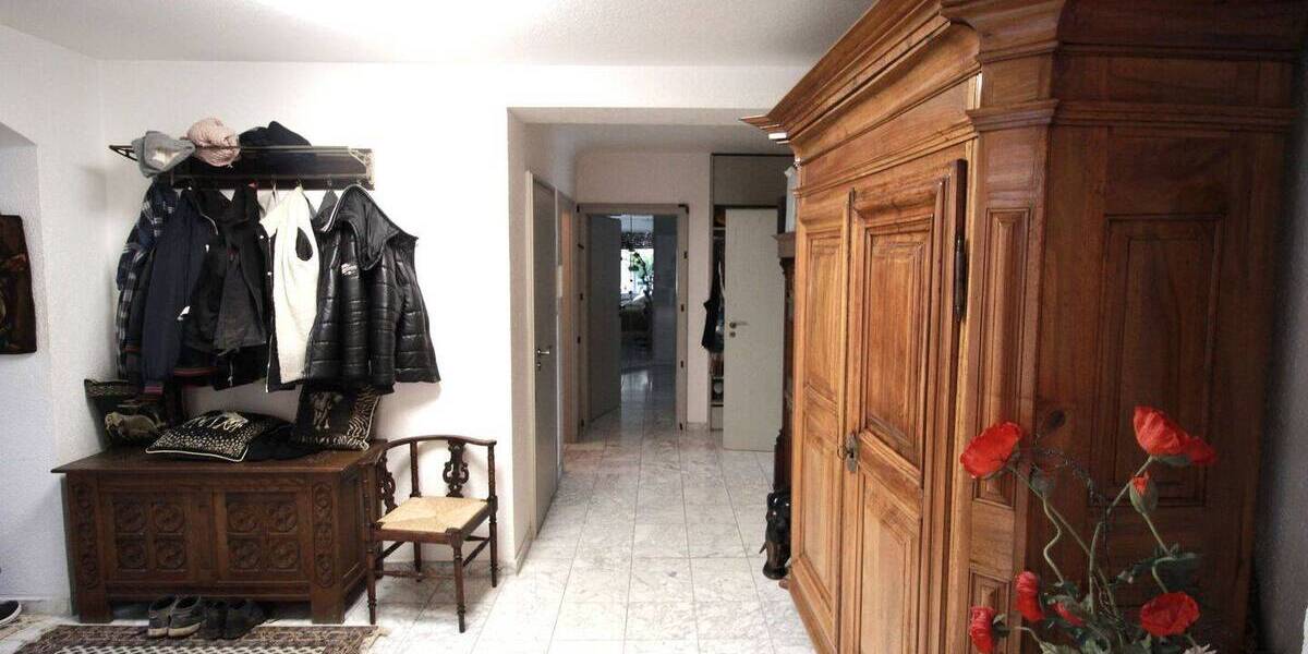 Einfamilienhaus Düsseldorf Hubbelrath - 7 Zimmer, 237 m&sup2;, 870.000&euro; | Angebot:25665188