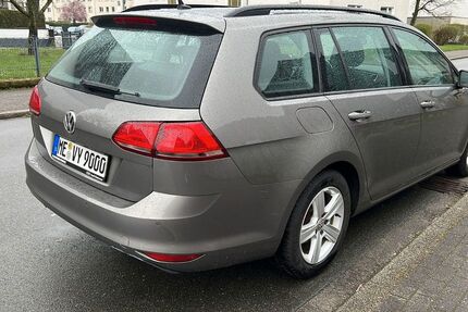 VW Golf 128.000 km 11.500 &euro; Monheim 40789