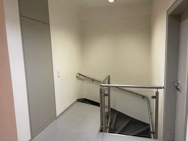 Gewerbeobjekt Mönchengladbach / Odenkirchen-Mitte Odenkirchen - 4 Zimmer, 109 m&sup2;, 1.100&euro; | Angebot:25896210