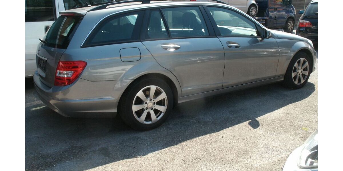 Mercedes-Benz C 180 179.430 km 7.000 &euro; Viersen 41747