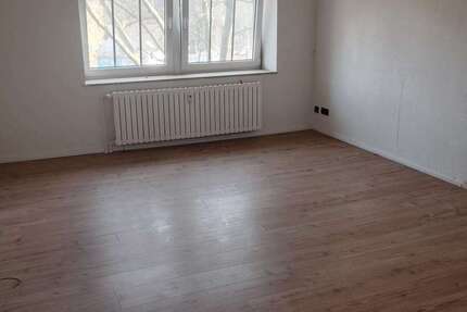 Wohnung Duisburg Hamborn - 3 Zimmer, 76 m&sup2;, 670&euro; | Angebot:25286611