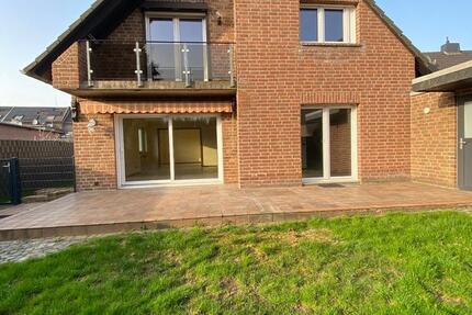 Haus Nettetal - 6.5 Zimmer, 137 m&sup2;, 480.000&euro; | Angebot:25635846