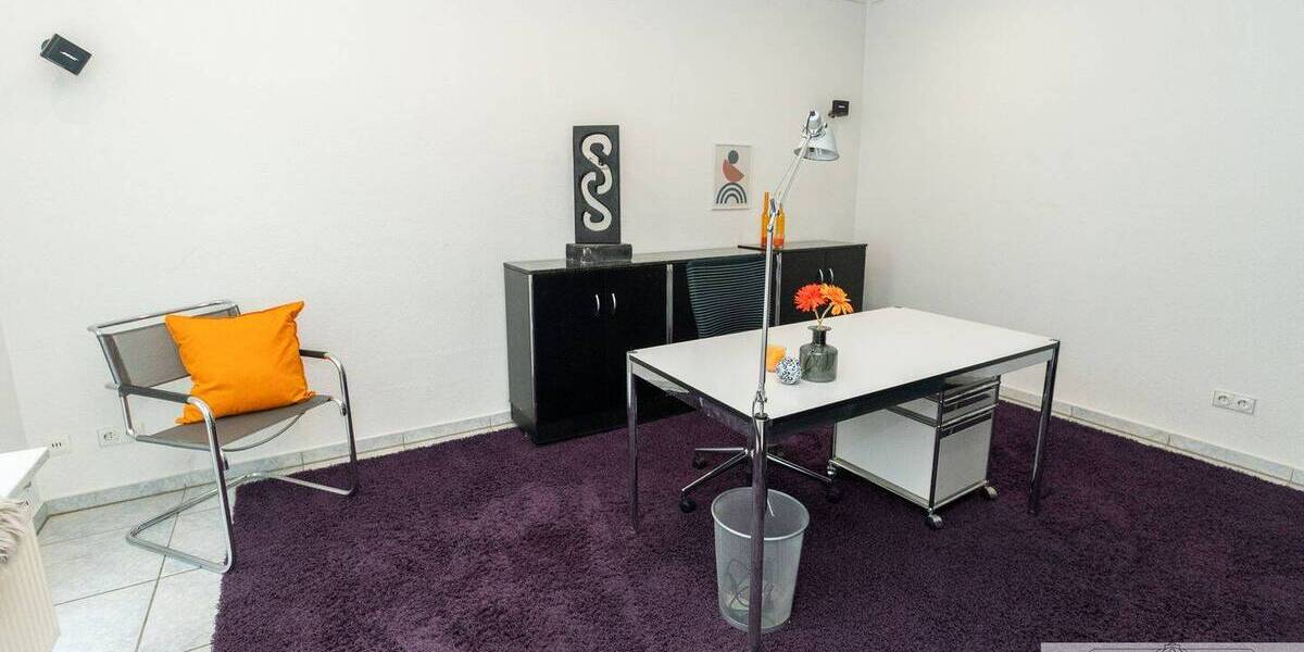 Mehrfamilienhaus, Wohnhaus Düsseldorf Benrath Benrath - 1 Zimmer, 226 m&sup2;, 3.000&euro; | Angebot:26687558