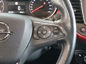 Opel Crossland X GS Line SHZ LHZ PDC Kamera Klimaautom. 24.028 km 16.270 &euro; HAAN 42781