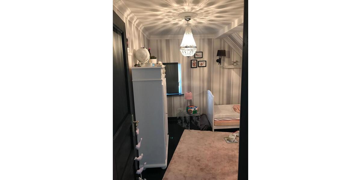 Doppelhaushälfte Duisburg Angerhausen - 5 Zimmer, 103 m&sup2;, 415.000&euro; | Angebot:26677383