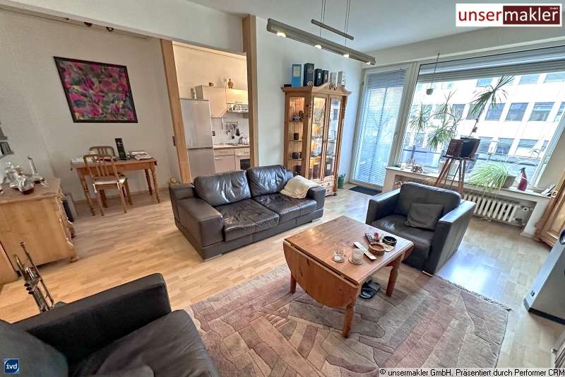 Etagenwohnung Duisburg Duisburg-Mitte - 3.5 Zimmer, 70 m&sup2;, 149.000&euro; | Angebot:24639075