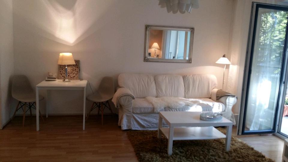 Etagenwohnung Düsseldorf Stadtbezirk 2 - 1 Zimmer, 35 m&sup2;, 800&euro; | Angebot:25935348