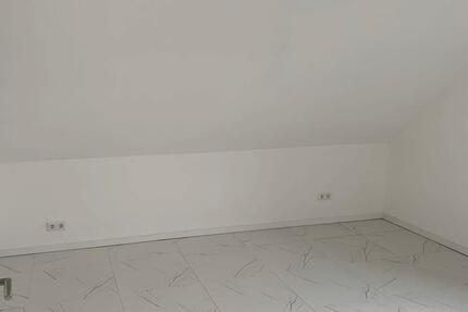 Wohnung Mülheim an der Ruhr Rechtsruhr-Nord - 4 Zimmer, 85 m&sup2;, 600&euro; | Angebot:26657634