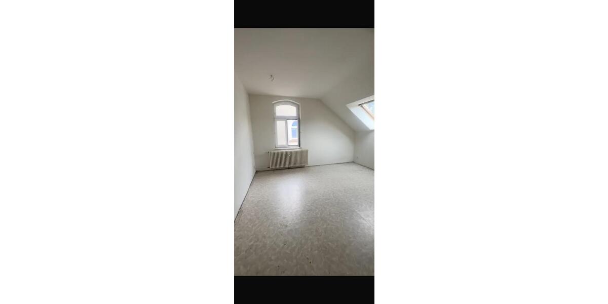 Dachgeschoßwohnung Duisburg Hamborn - 2 Zimmer, 45 m&sup2;, 533&euro; | Angebot:25981103