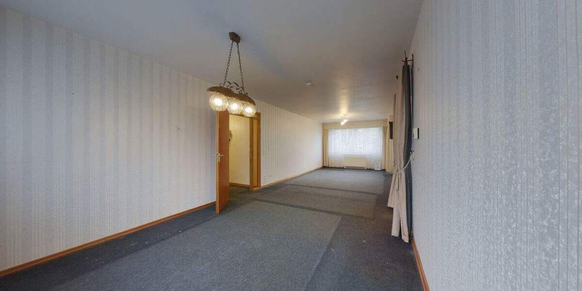 Etagenwohnung Krefeld Stadtmitte - 3 Zimmer, 86 m&sup2;, 179.000&euro; | Angebot:25692563