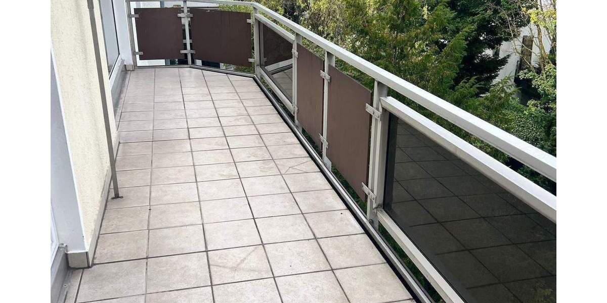 Etagenwohnung Düsseldorf Golzheim - 3 Zimmer, 95 m&sup2;, 434.000&euro; | Angebot:25880729