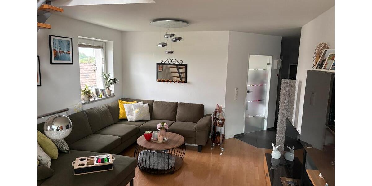 Maisonettenwohnung Mönchengladbach Süd - 5 Zimmer, 121 m&sup2;, 1.200&euro; | Angebot:26631262