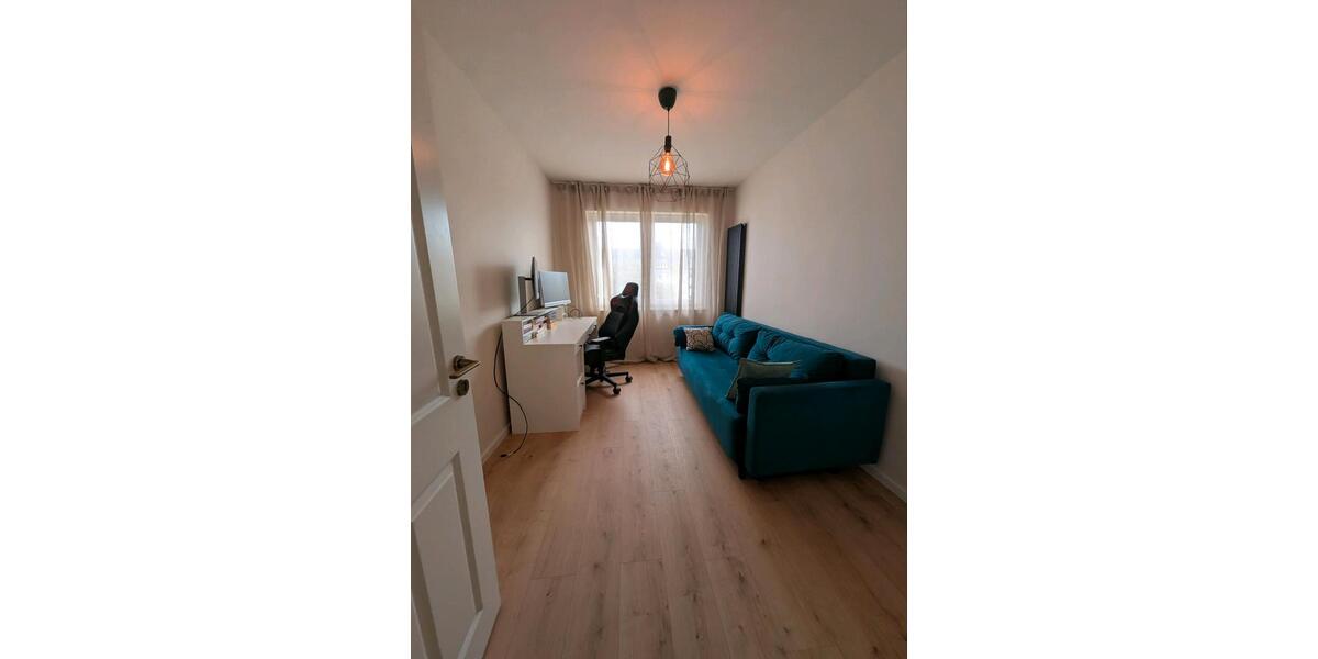 Etagenwohnung Düsseldorf Stadtbezirk 3 - 3 Zimmer, 68 m&sup2;, 1.950&euro; | Angebot:25657875