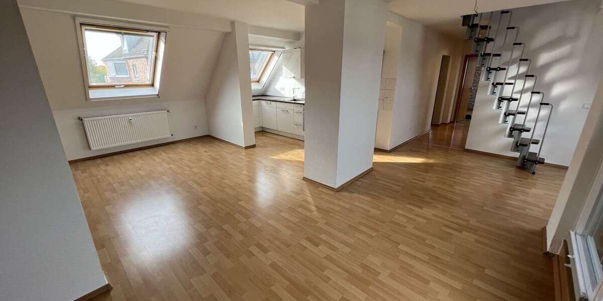Etagenwohnung Viersen Hülsdonk - 5 Zimmer, 106 m&sup2;, 1.060&euro; | Angebot:26378040