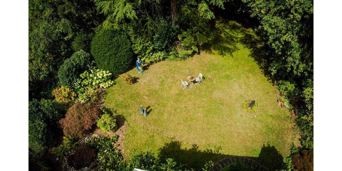 Bungalow Krefeld Bockum - 6 Zimmer, 205 m&sup2;, 1.495.000&euro; | Angebot:25695258