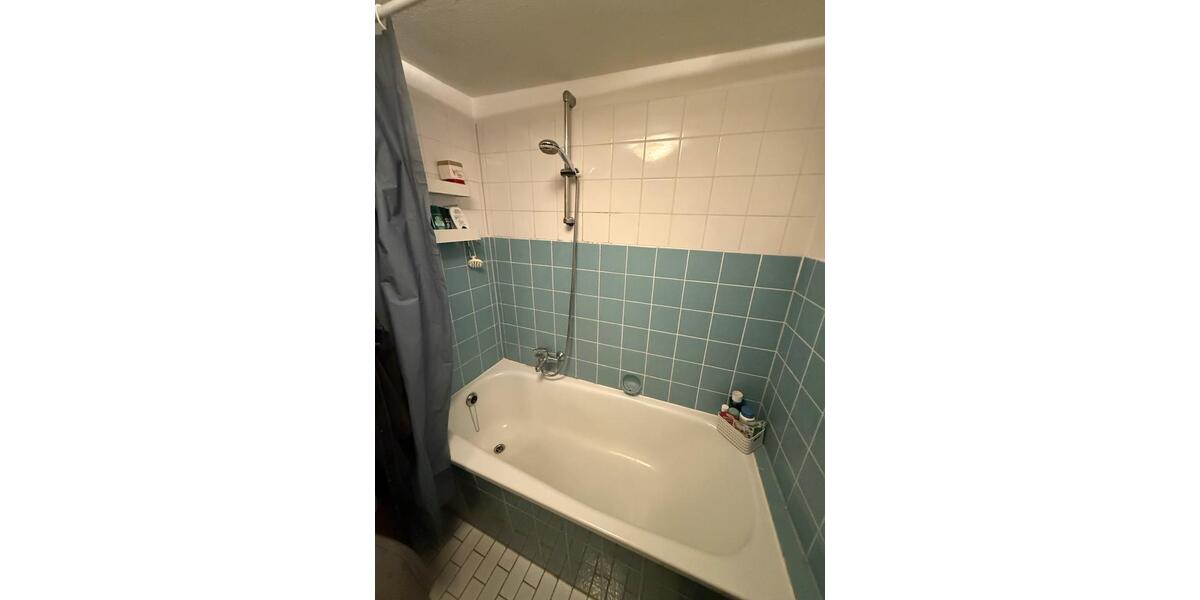 Etagenwohnung Düsseldorf Niederkassel - 2 Zimmer, 48 m&sup2;, 660&euro; | Angebot:26652931