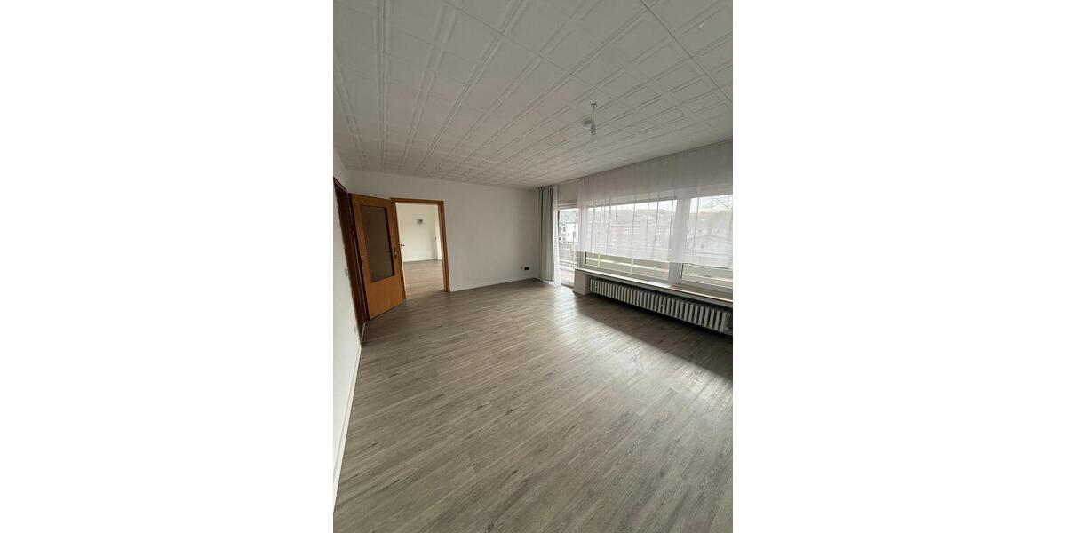 Etagenwohnung Viersen - 3 Zimmer, 84 m&sup2;, 900&euro; | Angebot:26020349