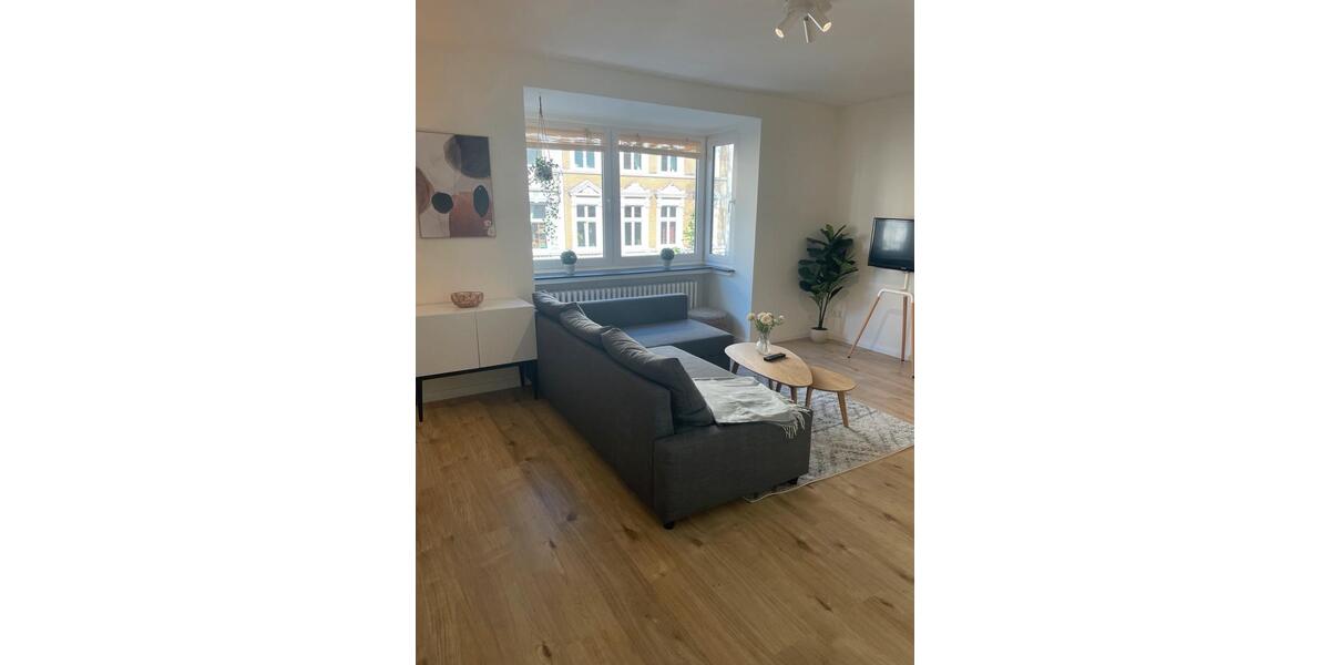 Etagenwohnung Düsseldorf Stadtbezirk 3 - 1 Zimmer, 32 m&sup2;, 220.000&euro; | Angebot:26004963