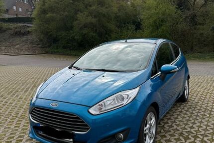 Ford Fiesta 174.000 km 3.900 &euro; Mönchengladbach 41236