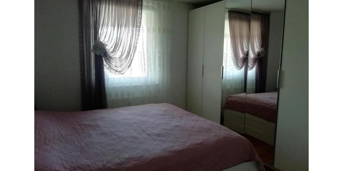 Etagenwohnung Duisburg Duisburg-Mitte - 3 Zimmer, 101 m&sup2;, 1.050&euro; | Angebot:26021715