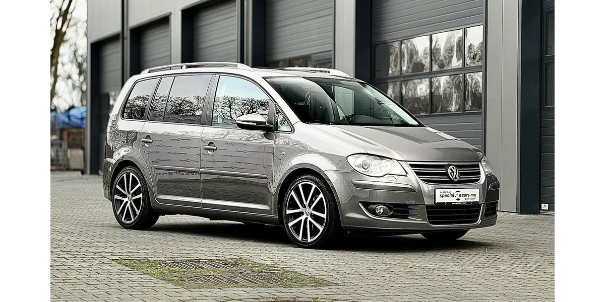 VW Touran R-Line / Leder / 7Sitze / 1.Hd / Navi 125.000 km 11.900 &euro; Mönchengladbach 41066