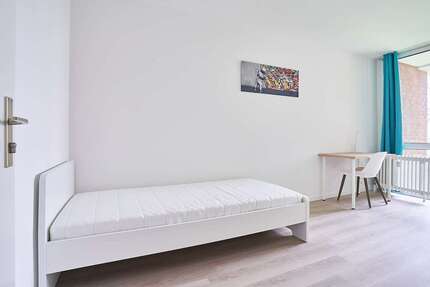 Zimmer Düsseldorf Wersten - 629&euro; | Angebot:24734000