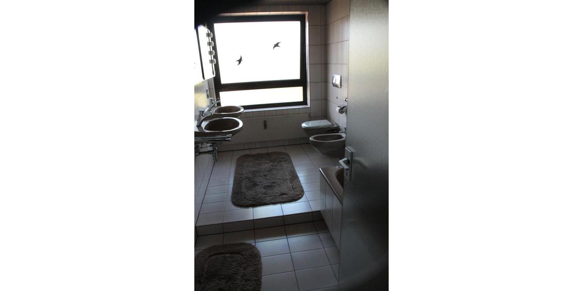 Einfamilienhaus Oberhausen - 2 Zimmer, 180 m&sup2;, 375.000&euro; | Angebot:25257357