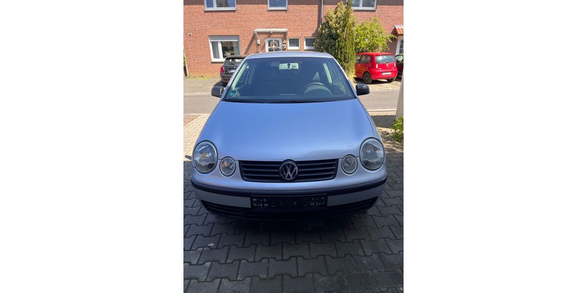 VW Polo 101.436 km 2.800 &euro; Grevenbroich 41516