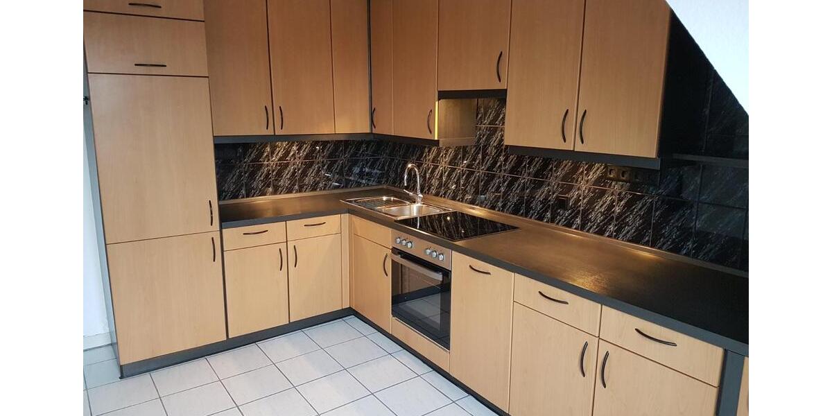 Maisonettenwohnung Krefeld - 2.5 Zimmer, 90 m&sup2;, 800&euro; | Angebot:25892864