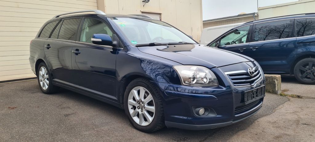 Toyota Avensis 224.000 km 3.500 &euro; Mönchengladbach 41238