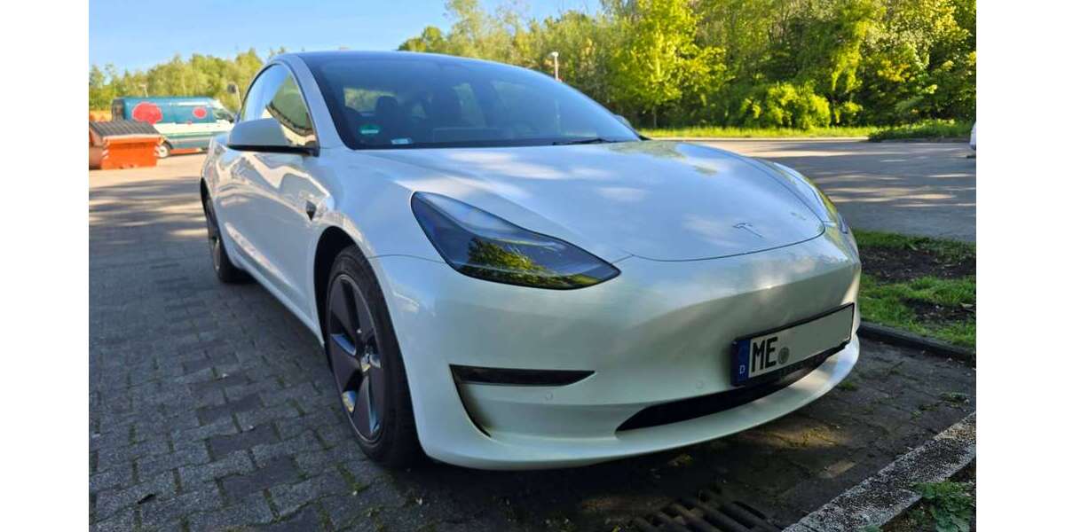 Tesla Model 3 28.000 km 30.600 &euro; Velbert, Stadt 42551