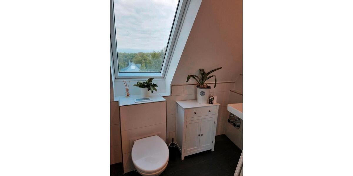 Dachgeschoßwohnung Düsseldorf Stadtbezirk 7 - 2 Zimmer, 39 m&sup2;, 730&euro; | Angebot:25934351