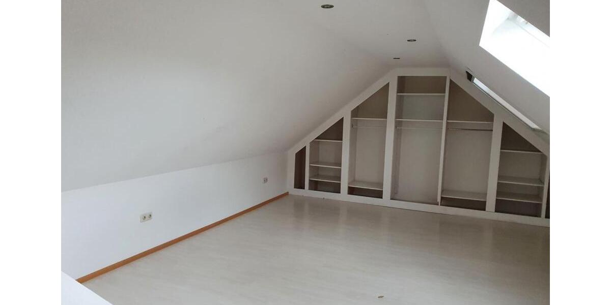 Maisonettenwohnung Mönchengladbach West - 3.5 Zimmer, 110 m&sup2;, 990&euro; | Angebot:25838743