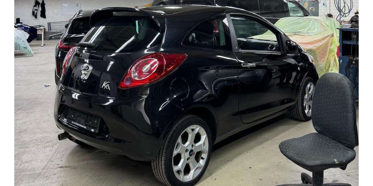 Ford Ka/Ka+ 96.000 km 4.100 &euro; Düsseldorf 40591